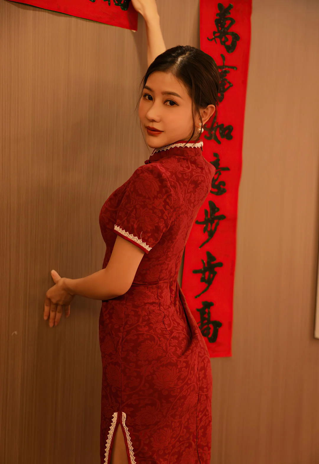 尹甜甜内部私购无水印写真合集25套15GB